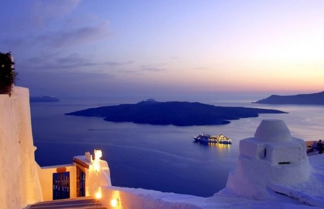 santorini 2.jpg